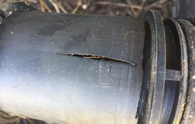 مشکلات حقوقی ناشی از استفاده از لوله پلی اتیلن غیر استاندارد